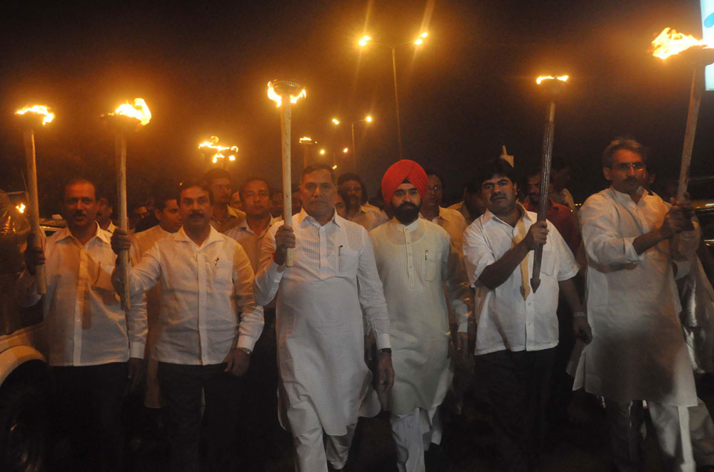 TRIBUTE TO 26/11 MARTYRS BY MUMBAI CONGRESS AT POLICE GYMKHANA.