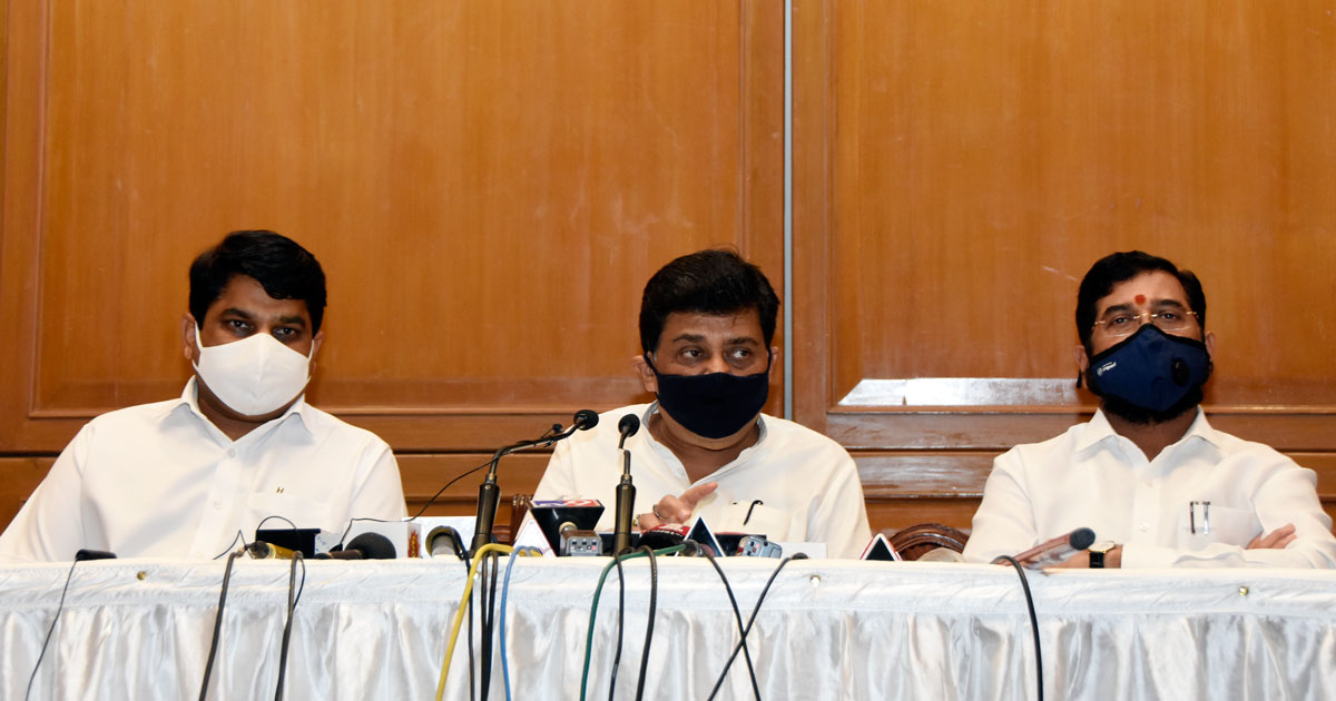 MInister's Ashokrao Chavan, Eknathrao Shinde & Satej Patil during Press Conference on Maratha Aarakshan issue at Sahyadri Guest House.