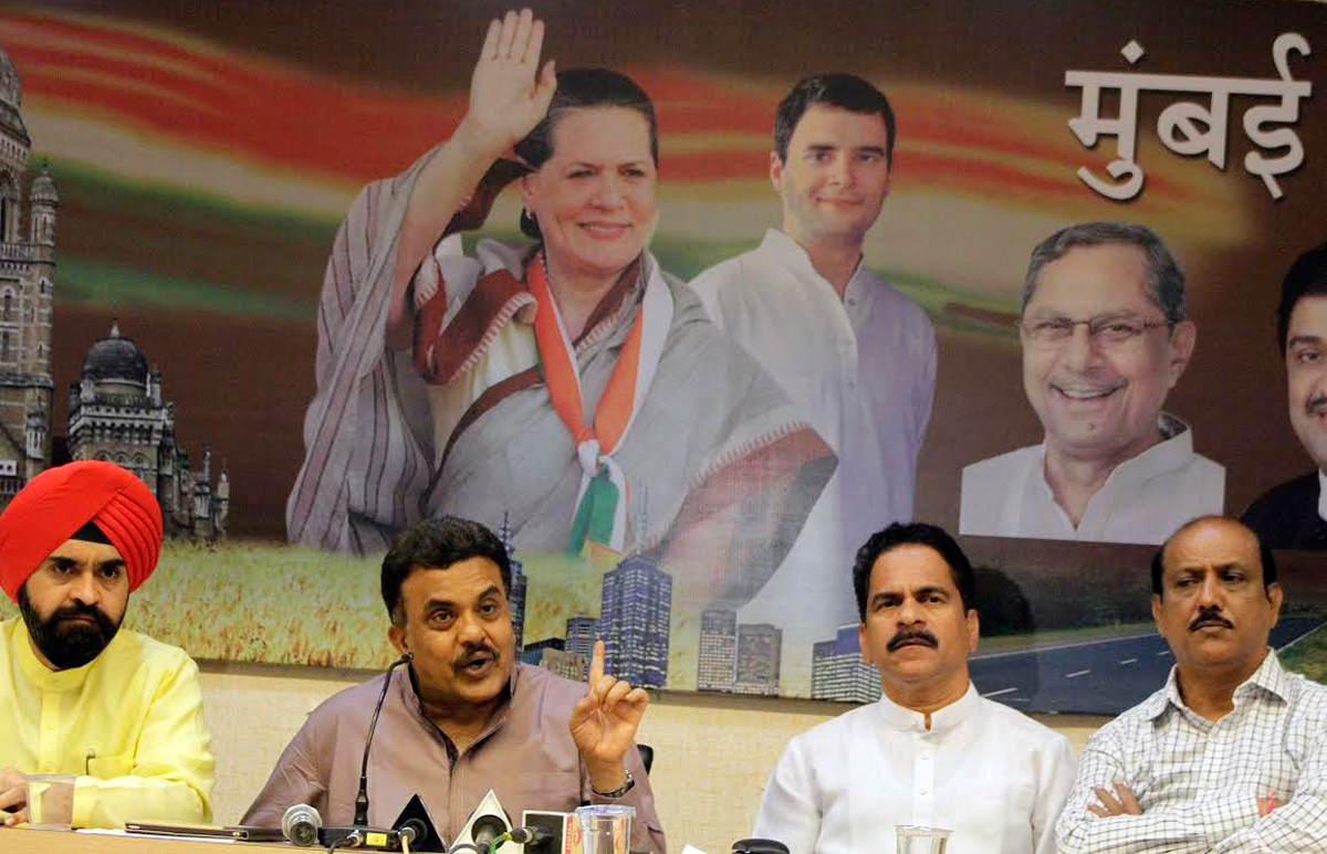 MRCC President Sanjay Nirupam Press Conference at rajiv Gandhi Bhavan.