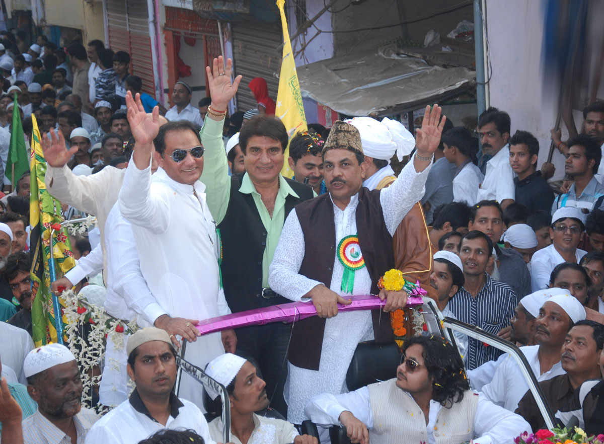 JASHNE EID-E-MILAD-UN-NABI at Ghatkopar Chirag nagar.