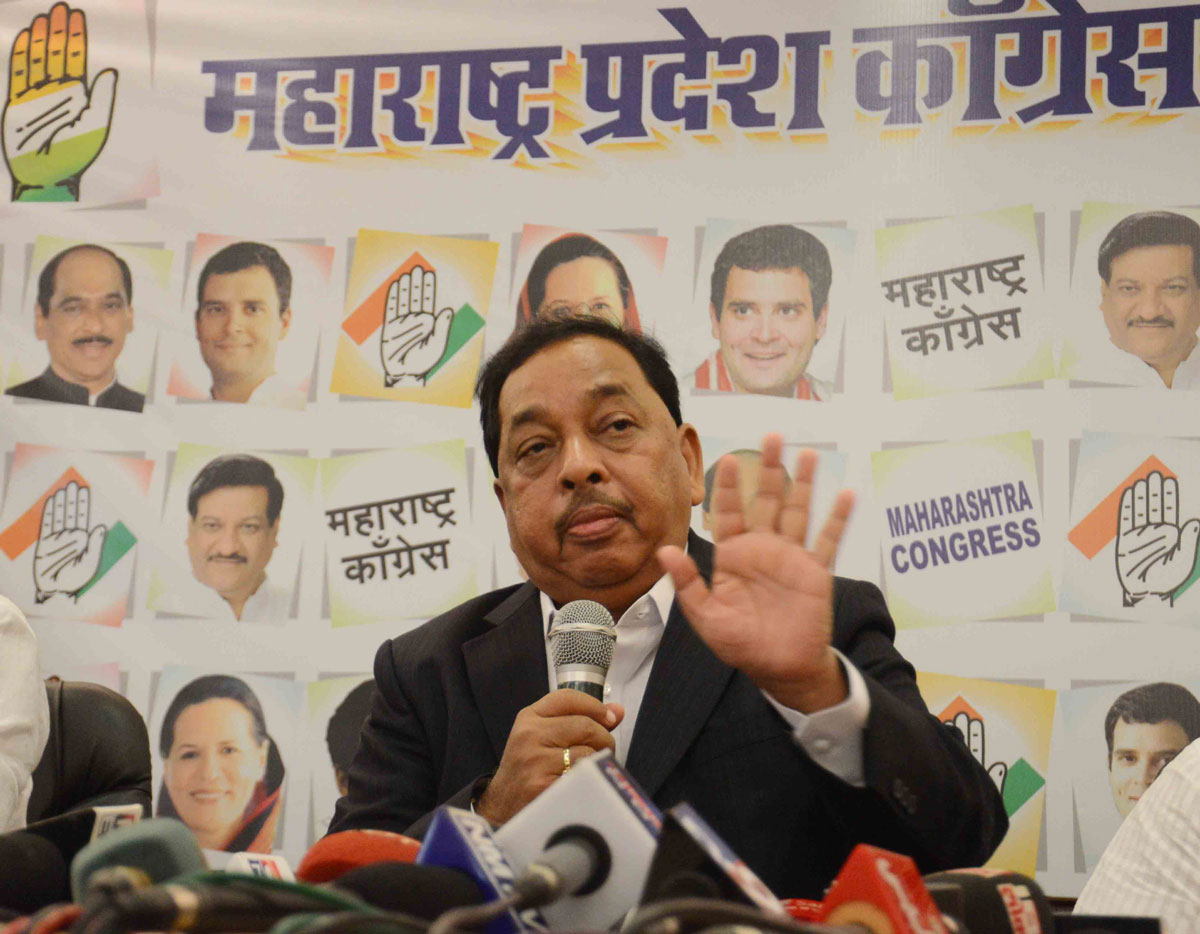 Congress Party Leader Narayanrao Rane Meets Press at Gandhi Bhavan.