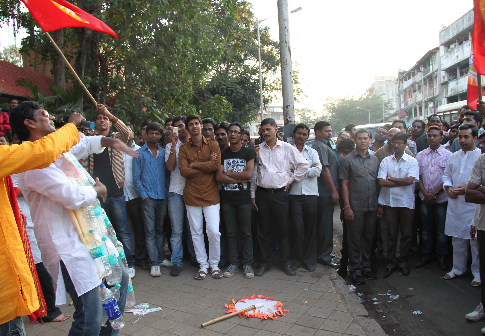 SWABHIMAN SANGHATANA "STREET PLAY ON WATER MAFIA" ON OCCASION SWABHIMAN SANGHATANA PRESIDENT NITESH NARAYANRAO RANE AT DADAR NEAR PLAZA CINEMA.