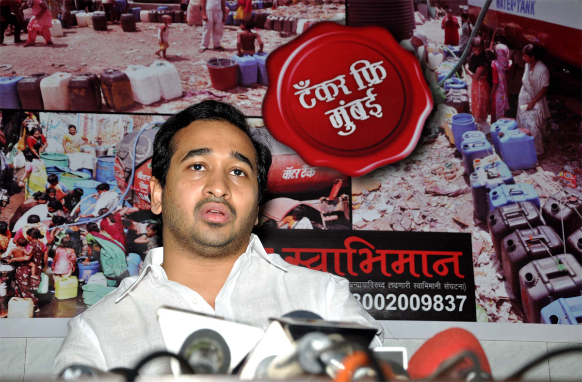 "TANKER FREE MUMBAI CITY" CAMPAIGN BY SWABHIMAN SANGHATNA PRESIDENT NITESH RANE IN MUMBAI.