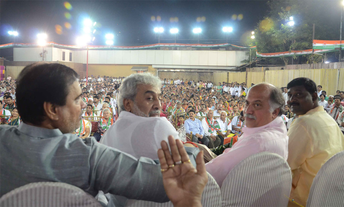 DIWALI & EID MILAN ON OCCASION M.P.& EX.UNION MINISTER GURUDA KAMAT AT CHEMBUR.