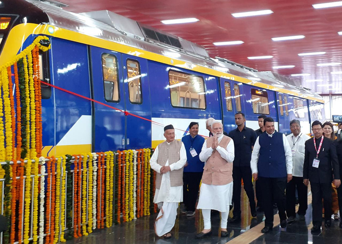 The Prime Minister, Shri Narendra Modi inaugurated and laid foundation stone for various Mumbai Metro projects.