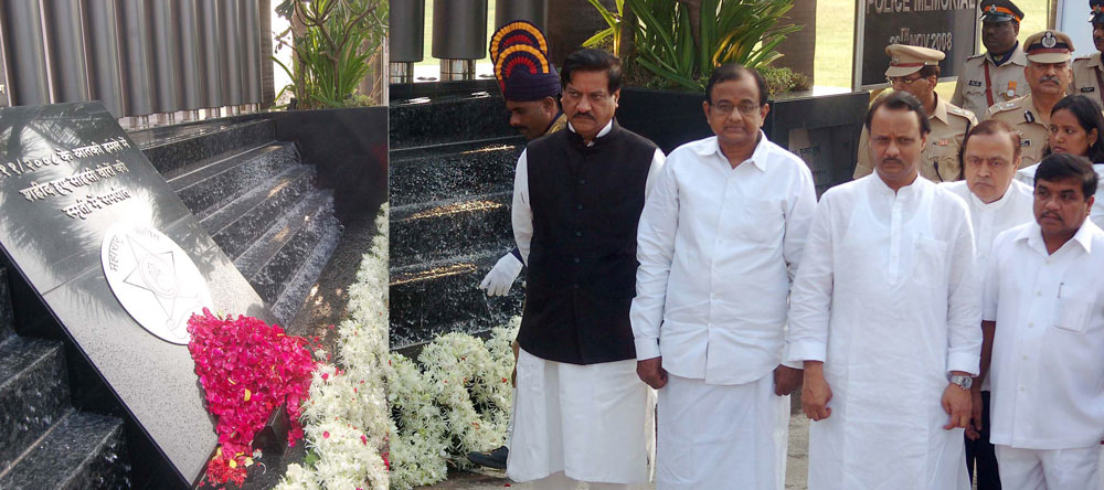 Hon'ble Minister Of Home Affairs Shri P.Chidambaram,Hon'ble Minister Murli Deora ,Chief Minister Prithviraj Chavan,Deputy Chief Minister Ajit Dada Pawar Homage TO The Martyrs Of 26/11 At Mumbai Police Gymkhana.