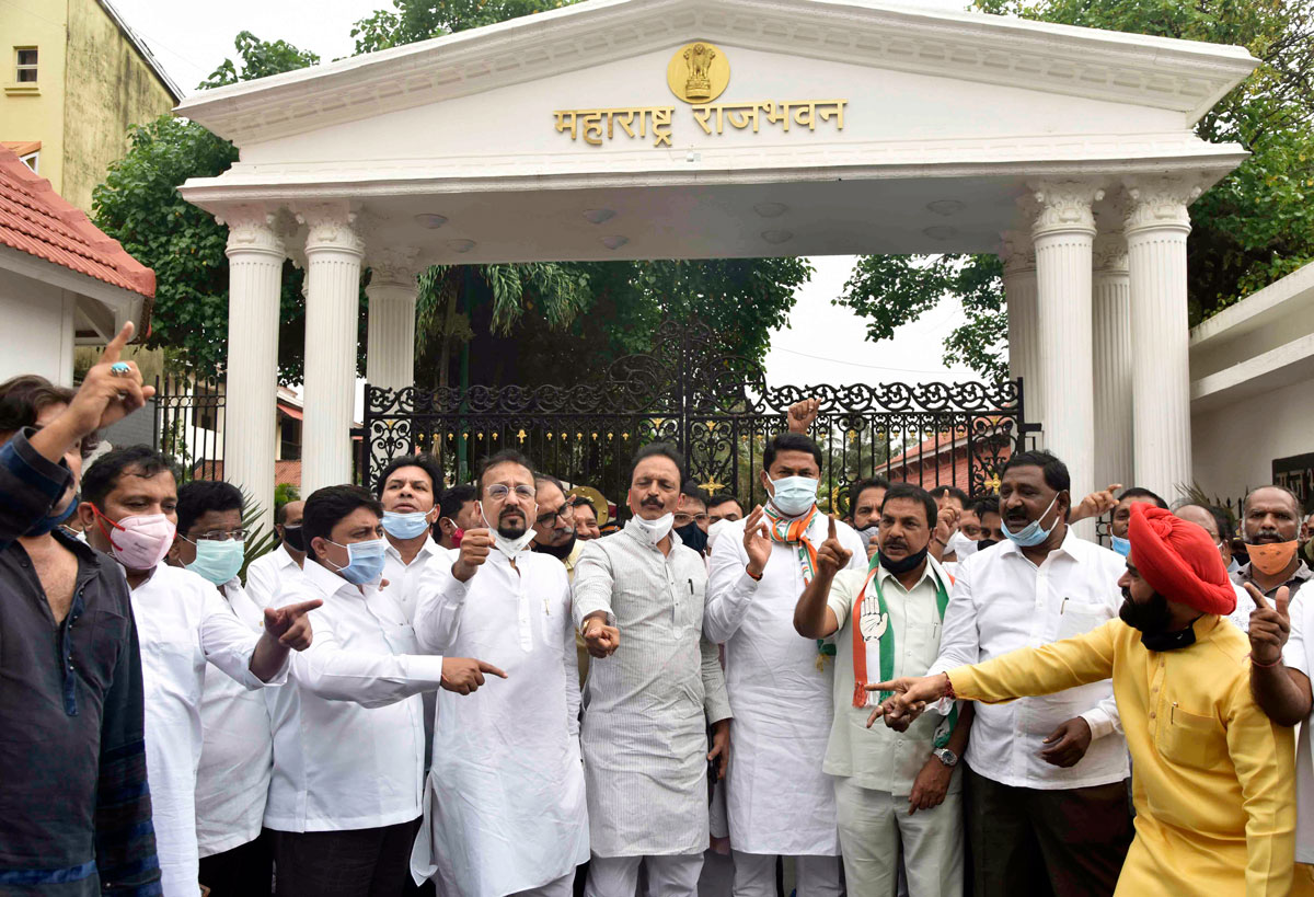 MPCC Leaders at Raj Bhavan à¤ªà¥‡à¤—à¥…à¤¸à¤¸ à¤¹à¥‡à¤°à¤—à¤¿à¤°à¥€ à¤ªà¥à¤°à¤•à¤°à¤£à¤¾à¤šà¥€ à¤¸à¥à¤ªà¥à¤°à¥€à¤® à¤•à¥‹à¤°à¥à¤Ÿà¤¾à¤šà¥à¤¯à¤¾ à¤¦à¥‡à¤–à¤°à¥‡à¤–à¥€à¤–à¤¾à¤²à¥€ à¤šà¥Œà¤•à¤¶à¥€ à¤•à¤°à¤¾!