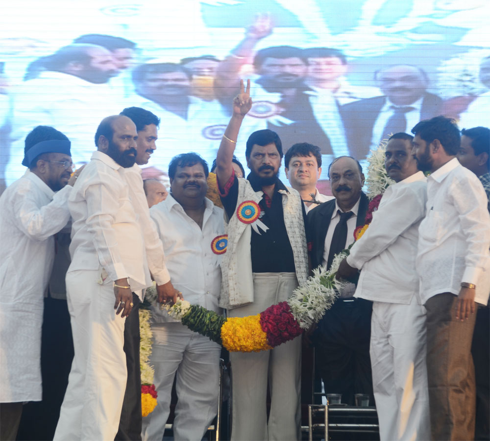 RPI LEADER RAMDAS ATHAVALE AT CHUNABHATTI IN NIRDHAR PAKKA MELAVA.