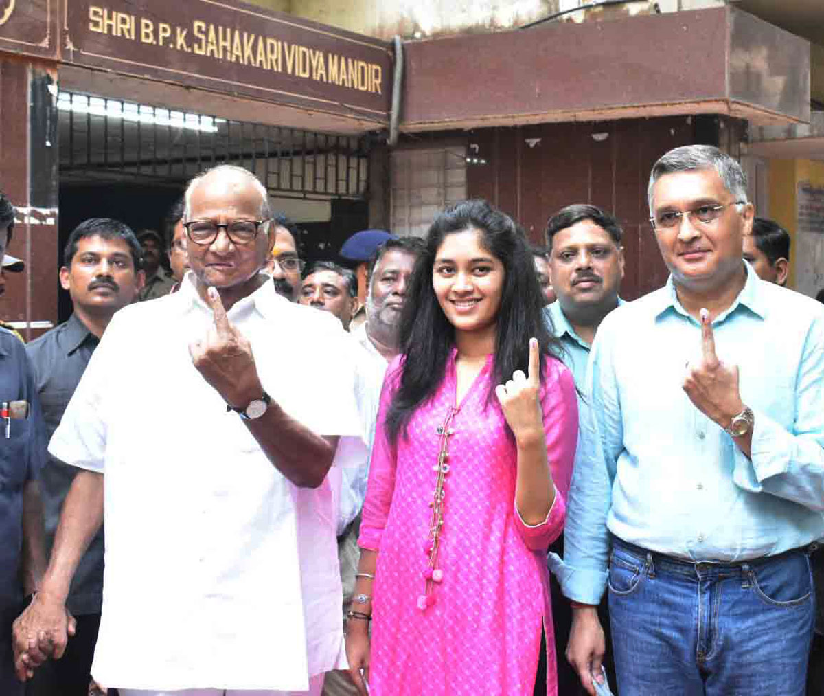 NCP President Sharad Pawar Cast Vote at Tardeo.