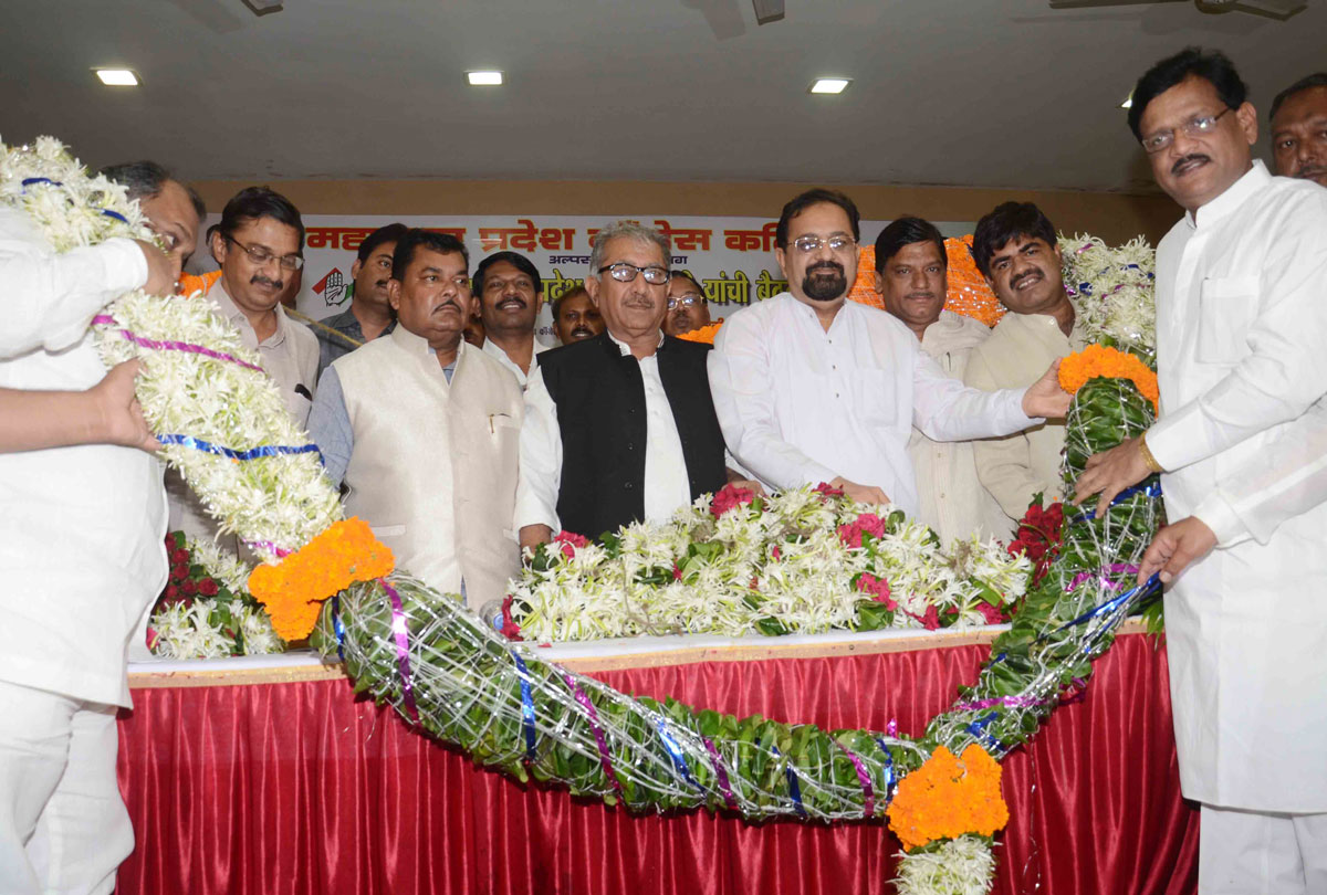 MPCC Welcomes AICC Minority President Adv.Khurshid Ahmed Sayyed At Tilak Bhavan Dadar.