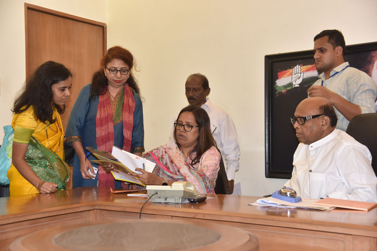 Education Minister Varsha Gaikwad "JANATA DARBAR"at Rajiv Gandhi Bhavan.