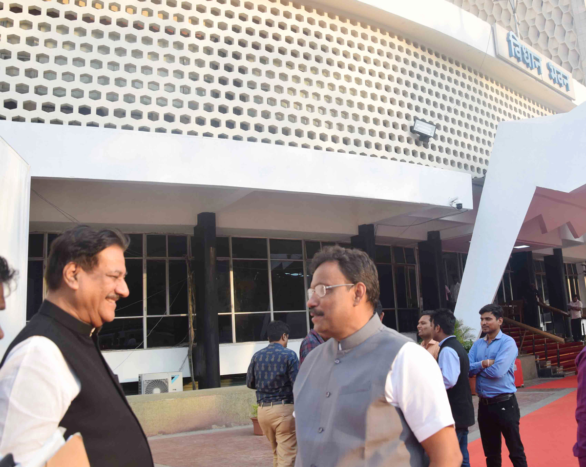 #Mumbai Budget Session: Budget Day Assembly Session Mumbai Vidhan Bhavan.