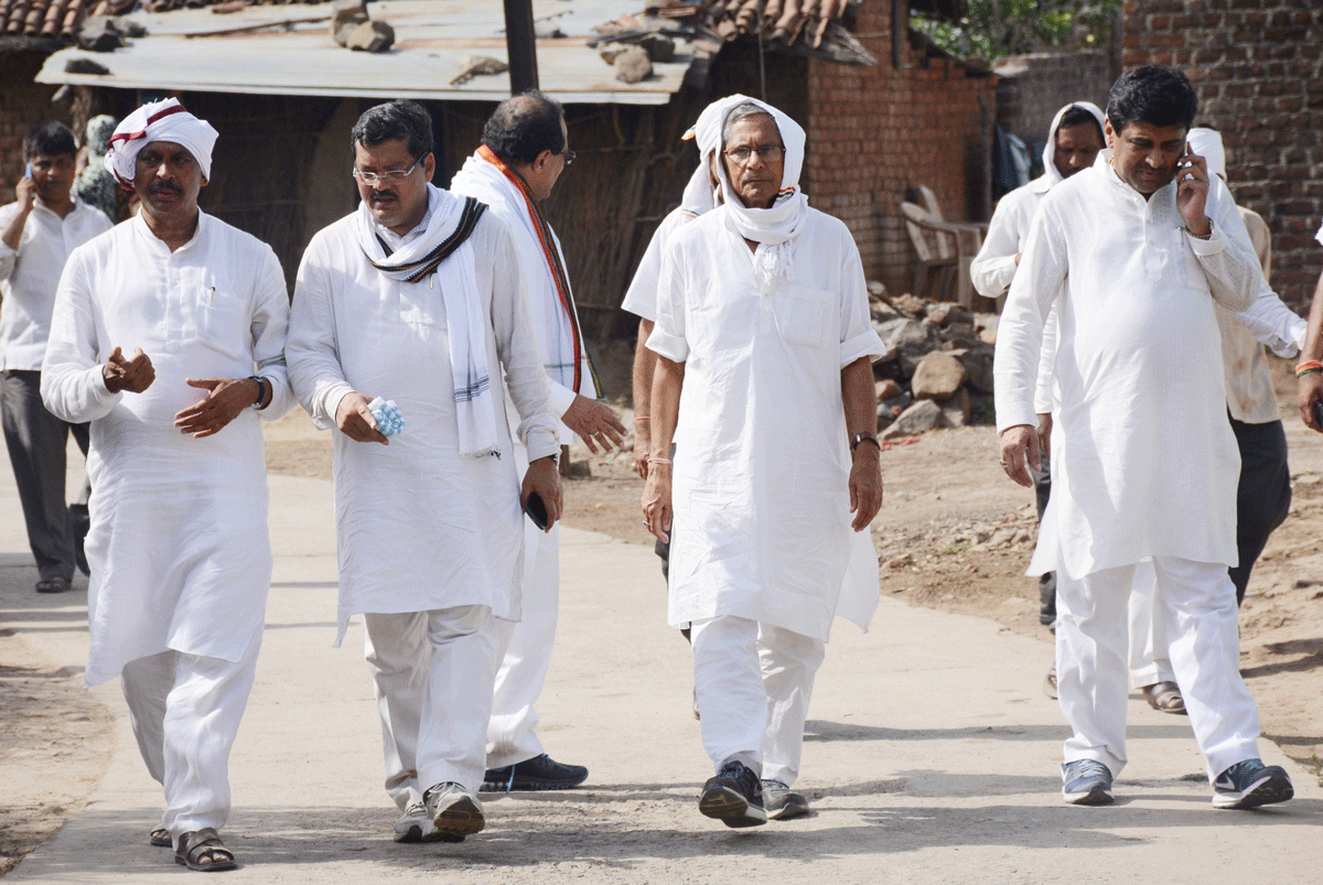 Congress Yuva Leader MP Rahul Gandhi visited Villages in Vidharba Maharashtra.