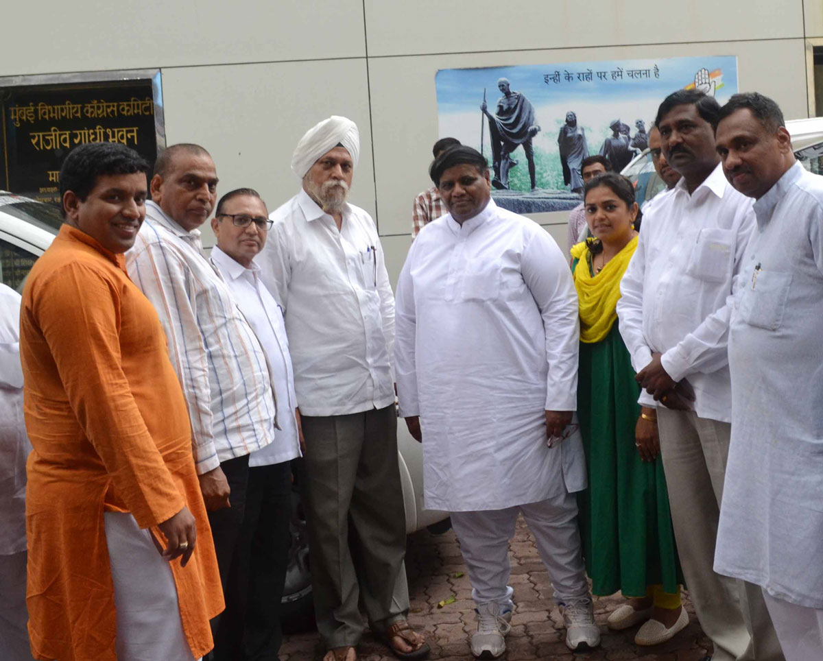 Sheetal Mahtre Newly Appointed as Mumbai Mahila Congress President Welcomed at MRCC Rajiv Gandhi Bhavan Azad Maidan.