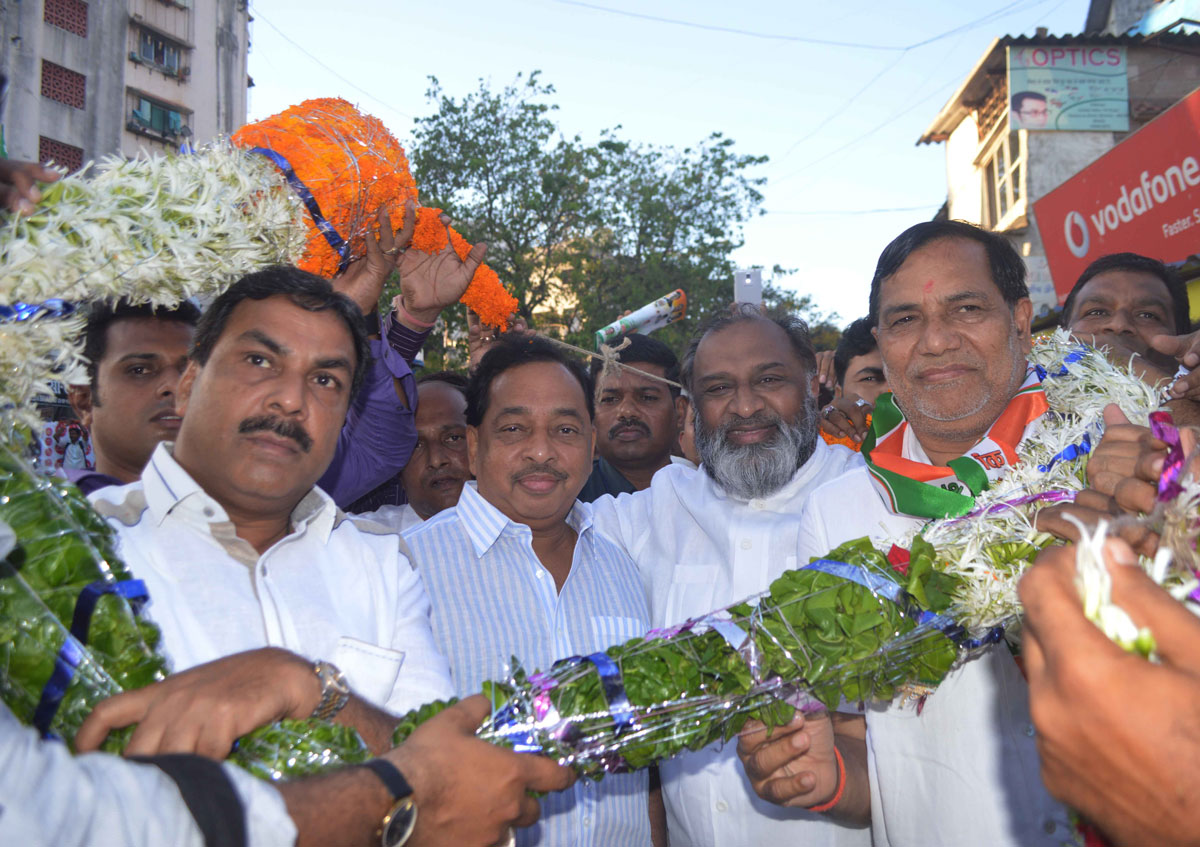 176-Bandra(E) Assembly Constituency Congress-NCP Candidate Narayanrao Rane Rally at Golibar Naka-Punjabi Chawl-Bhavani Bank Bandra.