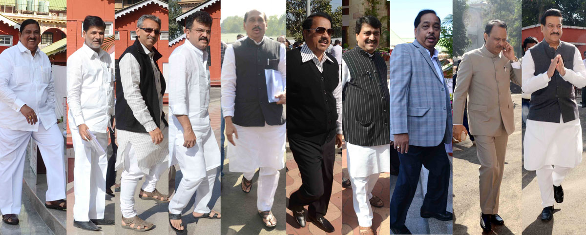 LEADERS at Nagpur vidhan bhavan on 1st day of winter session.