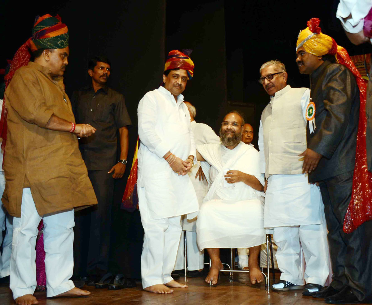 Mumbai Congress Minority Cell Celebrate Bhagwan Mahavir Birth Anniversary at Birla Matoshri Hall.