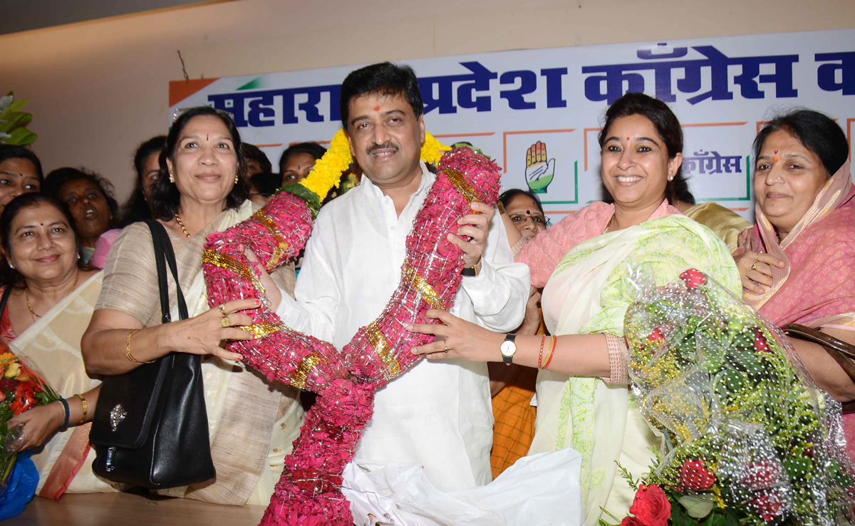 MPCC President Ashokrao Chavan on his Birthday at Gandhi Bhavan.