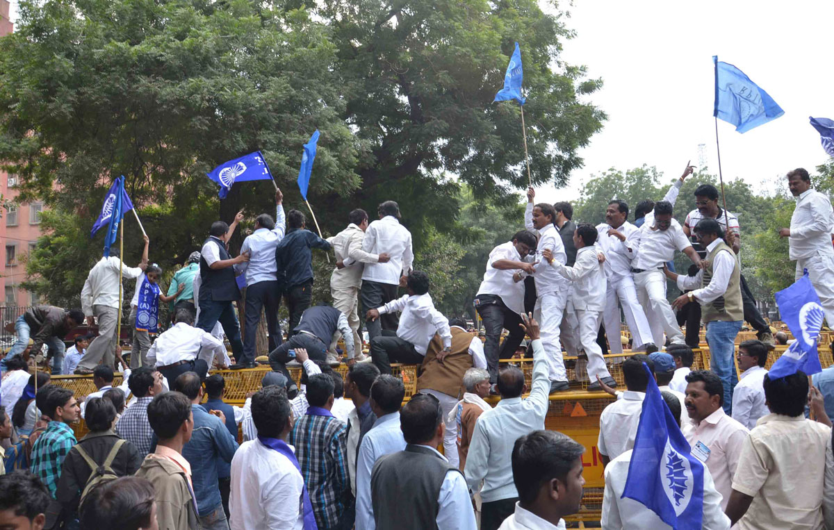 RPI PRESIDENT RAMDAS ATHWALE “MAHA MORCHA ON PARLIAMENT NEW DELHI.