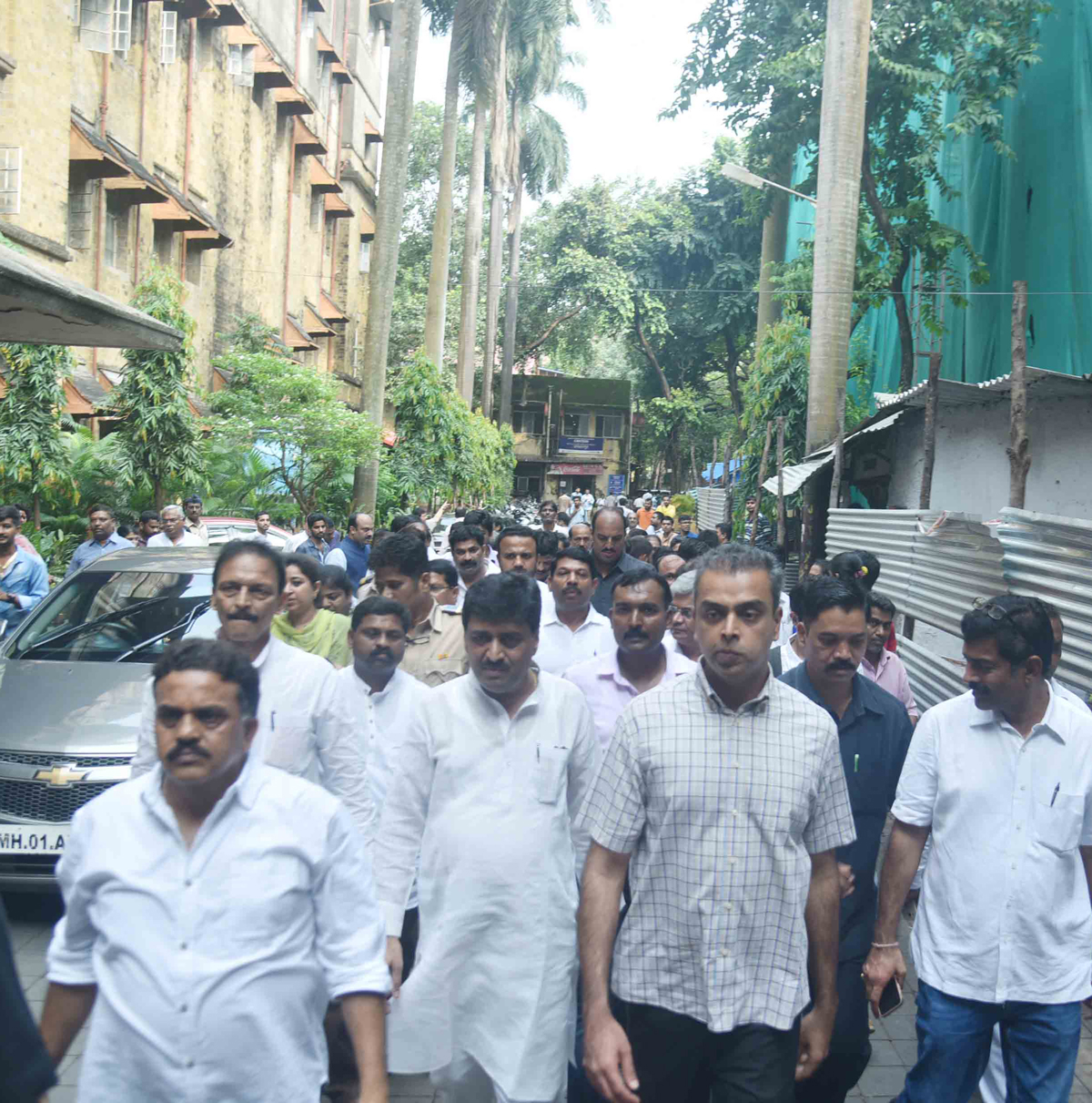 Leaders at KEM Hospital.