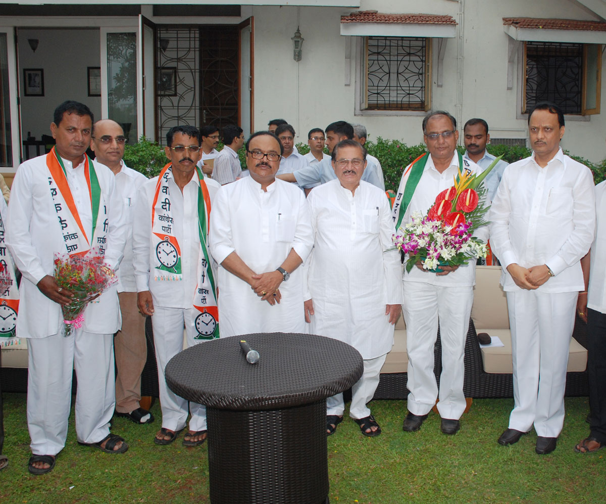 DY.CHIEF MINISTER AJIT PAWAR, MIN.CHAGAN BHUJBAL & NCP PRADESH PRESIDENT MADHUKARRAO PICHAD AT DEVGIRI.