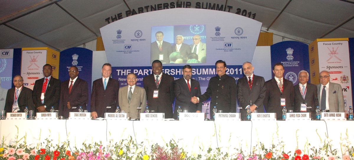 UNION MINISTER FOR COMMERCE AND INDUSTRY SHRI ANAND SHARMA & CHIEF MINISTER PRITHVIRAJ CHAVAN AT MUMBAI.