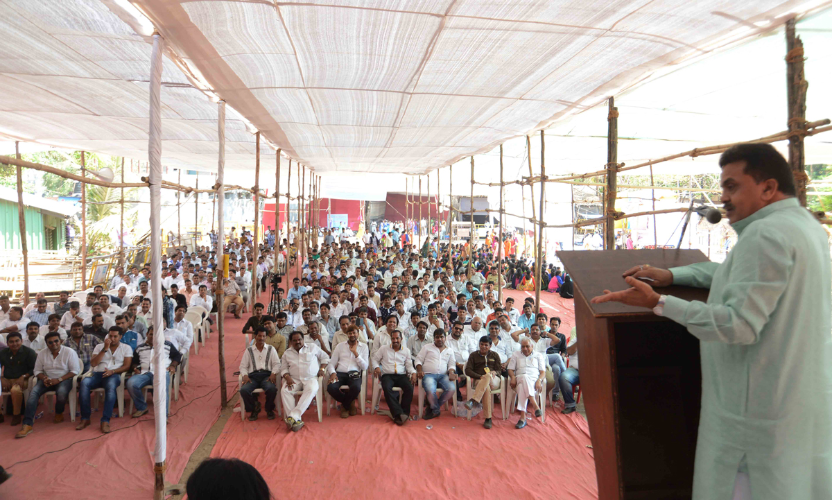 MRCC President Joined JAGO Agitation at Azad Maidan .