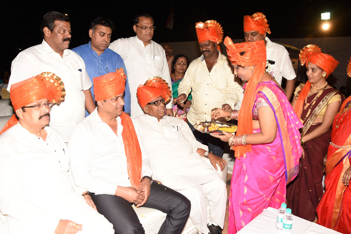 MRCC President Eknath Gaikwad at Cultural Programme at Juhu Chowpati.