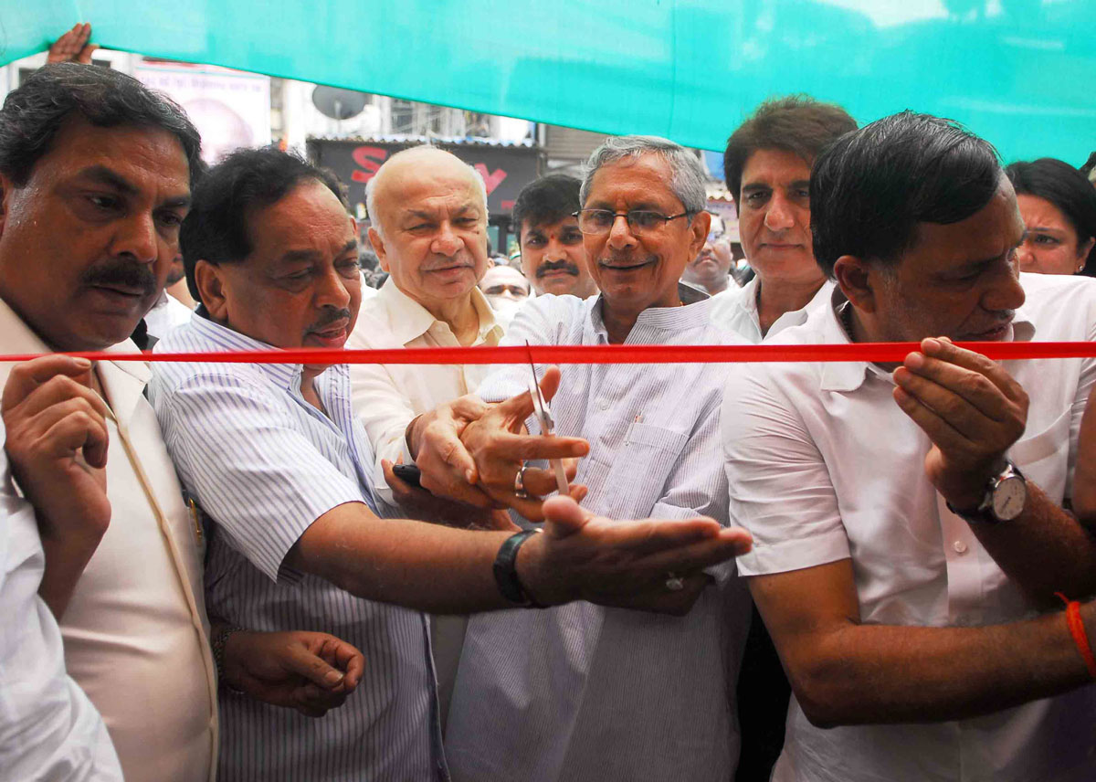 176-Bandra(E) Assembly Constituency Congress-NCP Candidate Narayanrao Rane Central Election Office Inauguration & Rally at Kherwadi Bandra.
