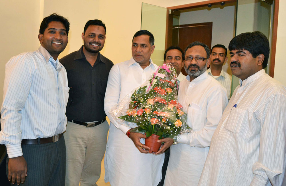 MUMBAI CONGRESS PRESIDENT KRIPASHANKAR SINGH & AICC SEC.DR.SHAKIL-UL-ZAMA.