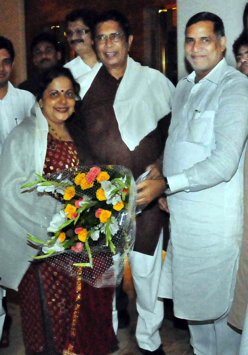 ON OCCASION OF WEDDING ANNIVERSARY OF MR & MRS. OSCAR FERNANDES.