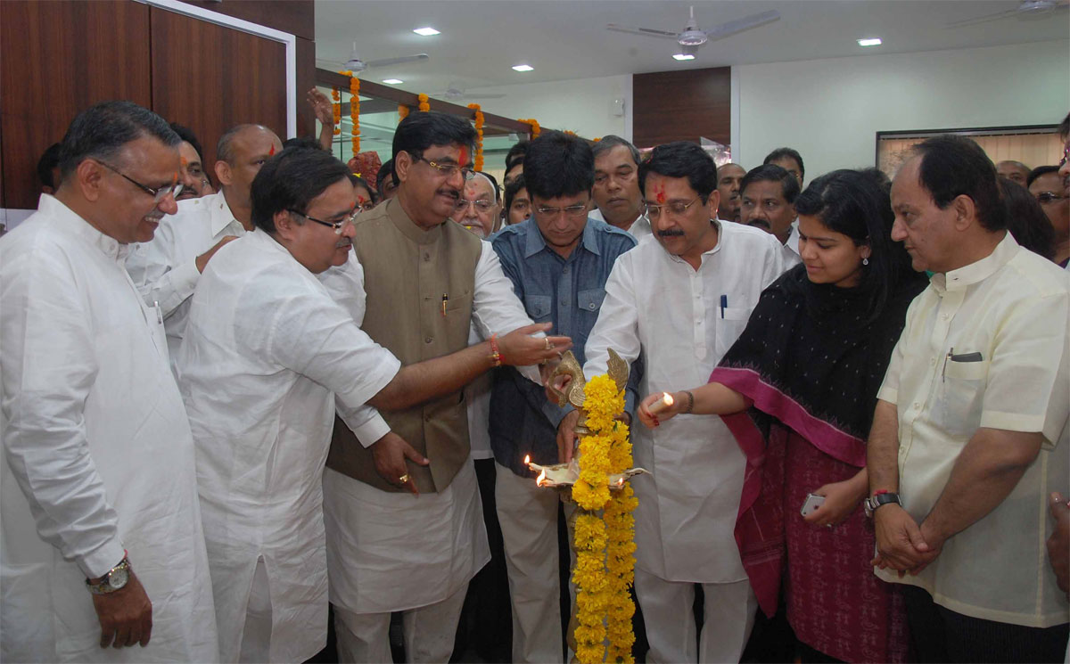 BJP. LEADER MP.GOPINATHJI MUNDE  ON OCCASION OF INAUGURATION OF BJP.OFFICE AT GHATKOPAR