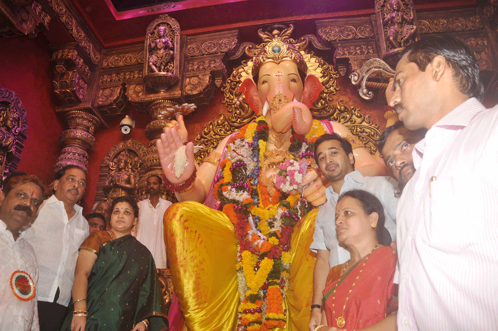 REVENUE MINISTER NARAYAN RANE AT LALBAUGH RAJA.