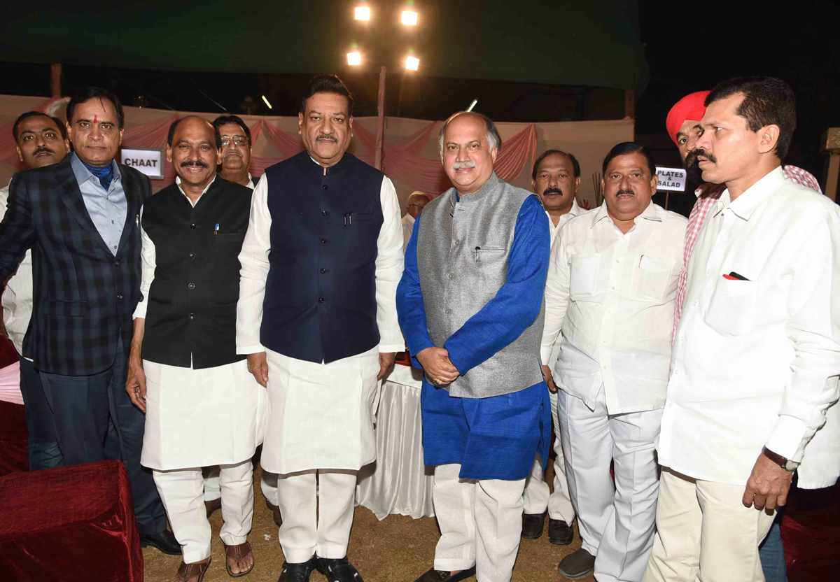 AICC Gen.Sec.CWC Member Ex.MP Gurudas Kamat Hosted Dinner Party at Andheri Country Club.