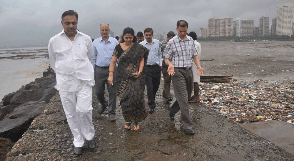 MINISTER. JAYANT PATIL