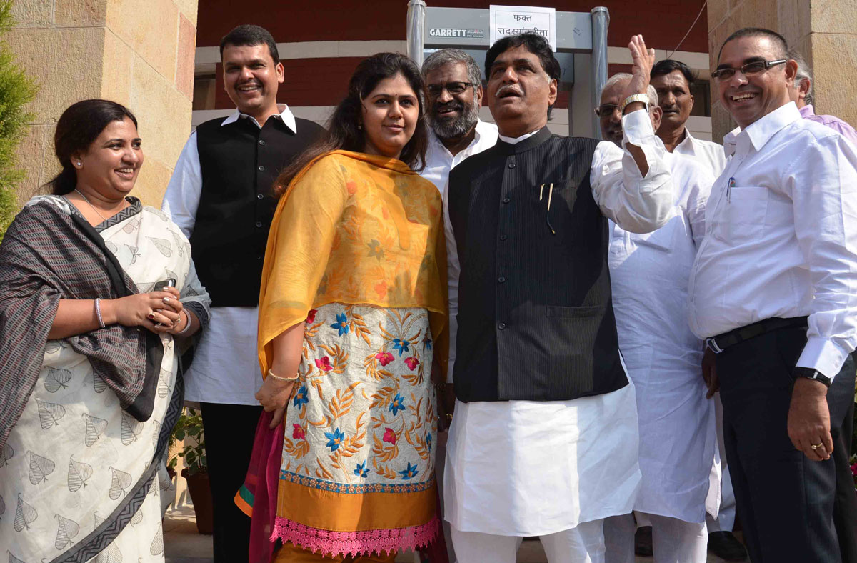 AT NAGPUR VIDHAN BHAVAN ON 2nd DAY OF WINTER SESSION.