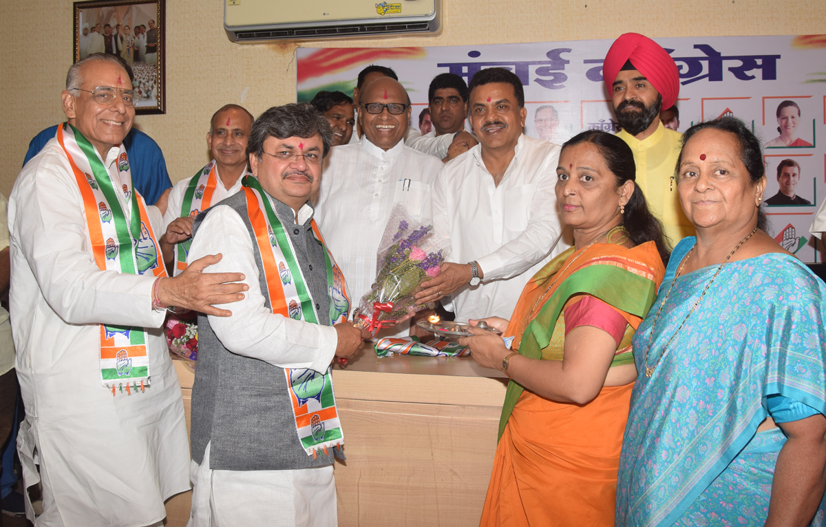 काँग्रेस नेत्यांची घरवापसी...