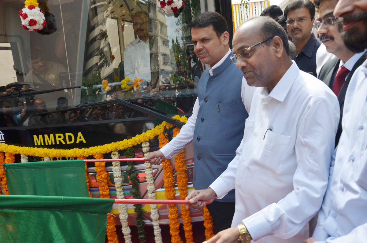Chief Minister Devendra Fadnavis Launched 25 Hybrid Buses at Sahyadri Guest House,