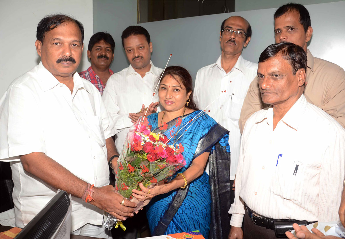 EX MINISTER & MLA KALIDAS KOLAMBKAR AT DADAR.