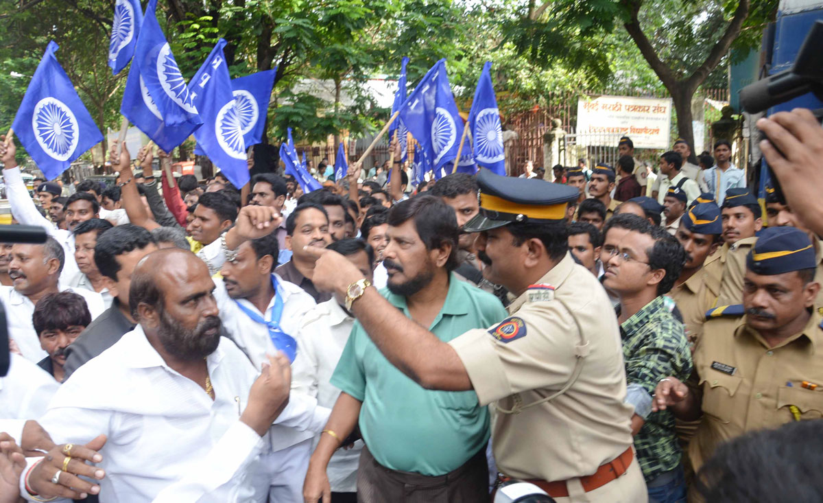 RPI PRESIDENT RAMDAS ATHAWALE ANDOLAN  AT AZAD MAIDAN.