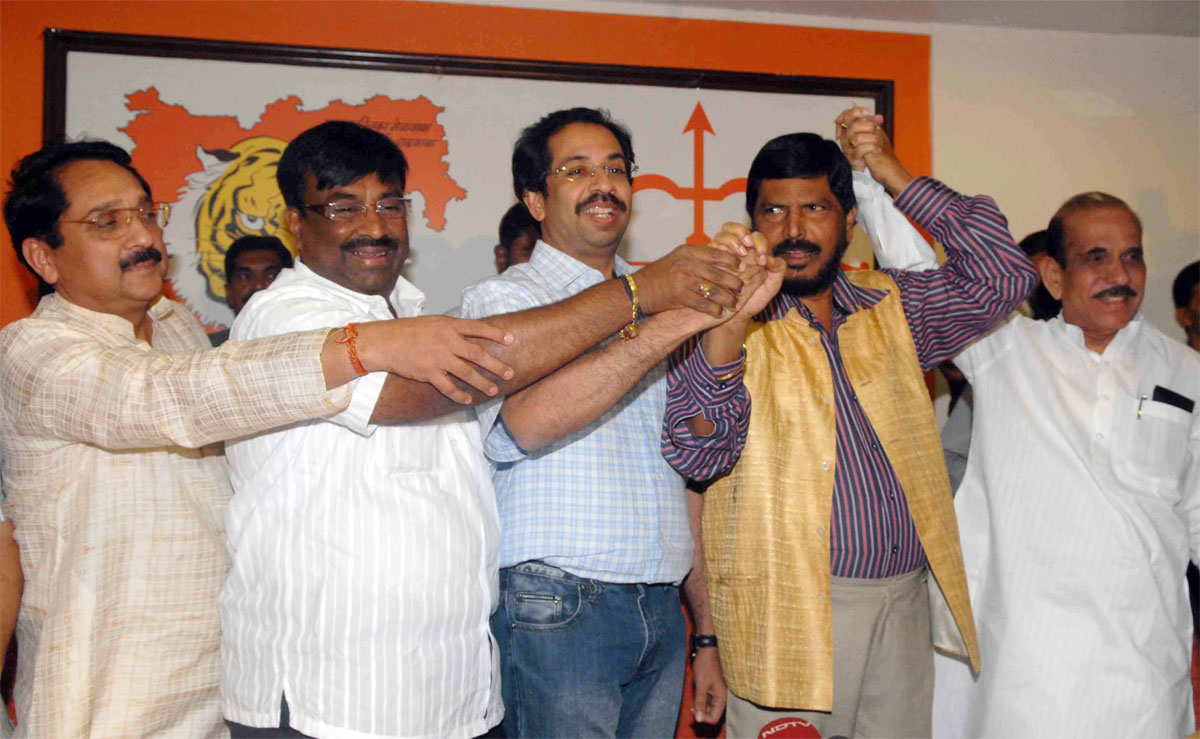 SENA BJP RPI LEADERS AT SENA BHAVAN .