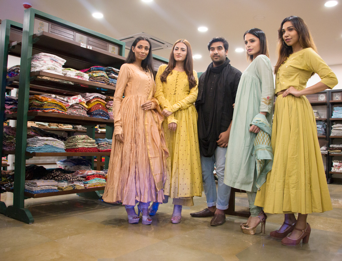 'SEASONS VADODARA boutique launches new store BAGH at Hughes Raod, Mumbai.