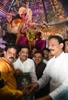 MPCC President Ashok Chavan & MRCC Sanjay Nirupam For "Lal Baugcha Raja" Ganpati Darshan.