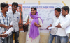 NSUI NATIONAL CO-ORDINATOR HEENA KANOJIA IN SIGNATURE CAMPAIGN BUDGET ONLINE IN MARATHWADA UNIVERSITY.