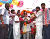 SWABHIMAN SANGHATANA PRESIDENT NITESH RANE AT GUJRAT IN MASS WEDDING.