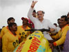 UNION MINSTER OF STATE HOME & TELE COMMUNICATIONS AND IT SHRI.GURUDAS KAMAT INAUGRATES BARUDGAR WATER AMBULANCE FOR WATER RESCUE OPERATION AT JUHU CHOWPATTY. UNION MINSTER OF STATE HOME & TELE COMMUNICATIONS AND IT SHRI.GURUDAS KAMAT INAUGRATES BARUDGAR WATER AMBULANCE FOR WATER RESCUE OPERATION AT JUHU CHOWPATTY.