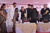 GOVERNOR K.SANKAR NARAYANAN INUAGURATES MAHALAXMI SARAS 2013 EXHIBHITION AT BANDRA. RECLAMATION.