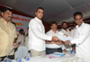 UNION MINISTER OF STATE FOR COMMUNICATION IT & SHIPPING MILIND DEORA FELECITATED BY BMC WORKER'S AT TULSHIWADI TARDEO.