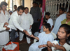 UNION MINISTER OF STATE & SOUTH MUMBAI M.P.MILIND DEORA IN FRUITS DISTRUBUTION AT NAGPADA.