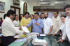 Mumbai Congress President & Ex.MP.Sanjay Nirupam with Delegation at BEST Bhavan Colaba.